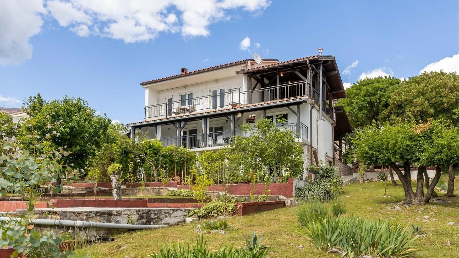Amazing Apartment In Klenovica With House Sea View
