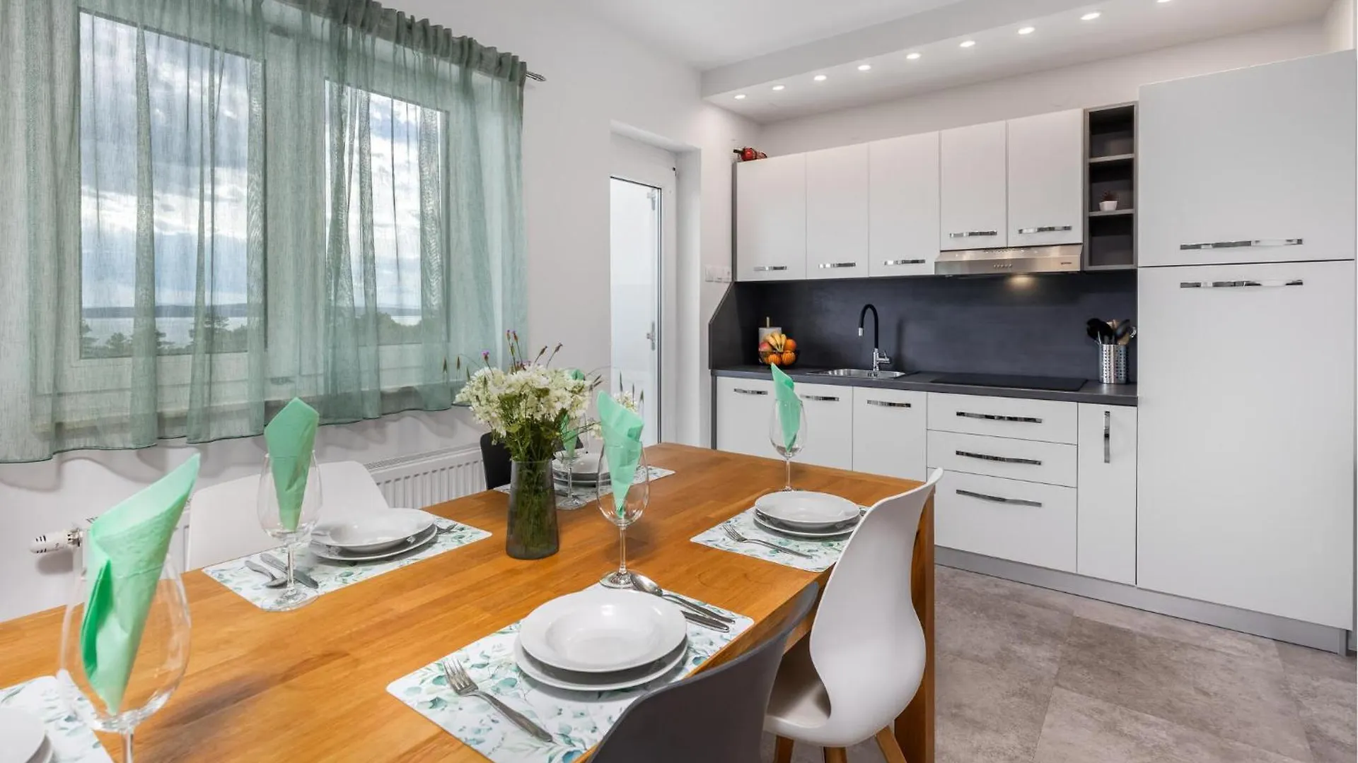 Amazing Apartment In Klenovica With House Sea View